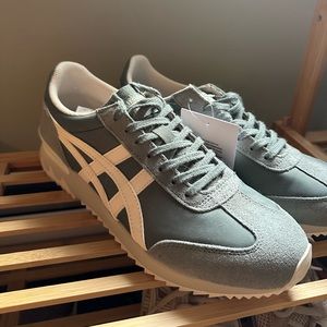 NWT Onitsuka Tiger California 78 EX (Men’s 7.5, Women’s 9)